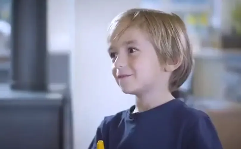 Israeli boy featured in COVID vaccine campaign dies of heart attack at age 8