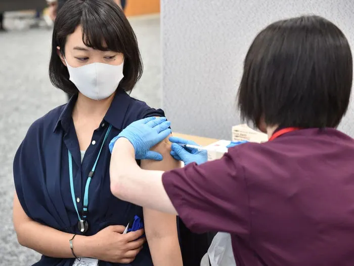 Japan Temporarily Halted the Use of 1.63 million Moderna Vaccine Doses Over Claims that Tiny Particles Were Found Floating in Unused Vials