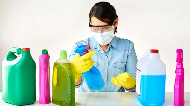 Are there Cancer-Causing Toxins in Household Cleaning Products?