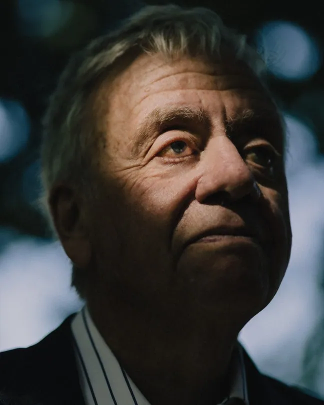 Did a Famous Doctor’s COVID Shot Make His Cancer Worse?