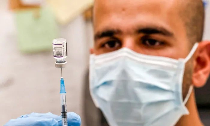 Pfizer Exec Concedes COVID-19 Vaccine Was Not Tested on Preventing Transmission Before Release