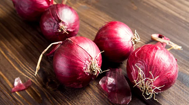 4 Ways Red Onions Reduce Your Cancer Risk