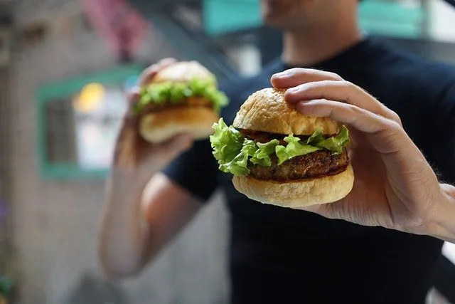 Study: Eating Fast Raises Risk of Heart Disease, Obesity, Cholesterol 5 Times