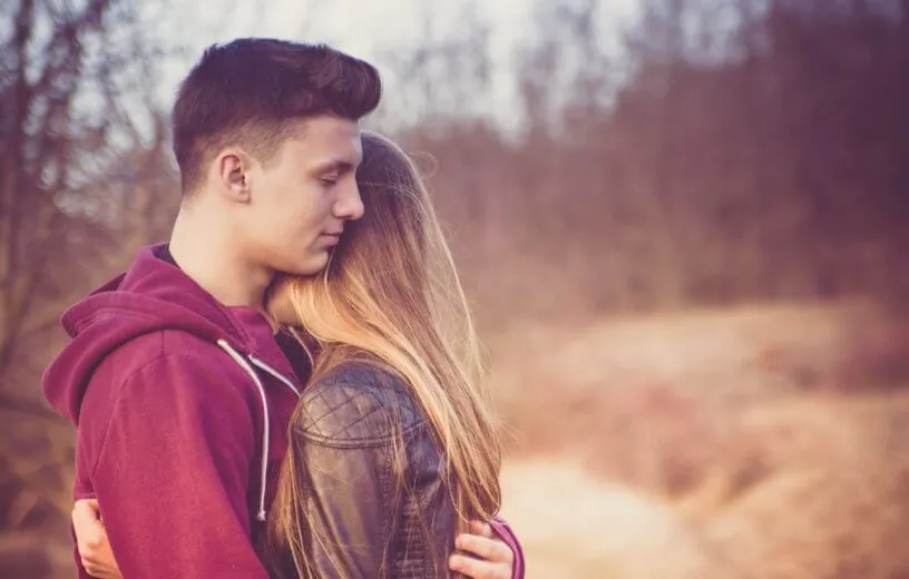 Study Shows Hugs Really Do Make Us Happier