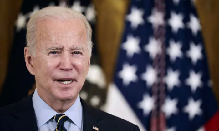 Biden's COVID-19 Vaccine Mandate for Federal Contractors Now Blocked Nationwide